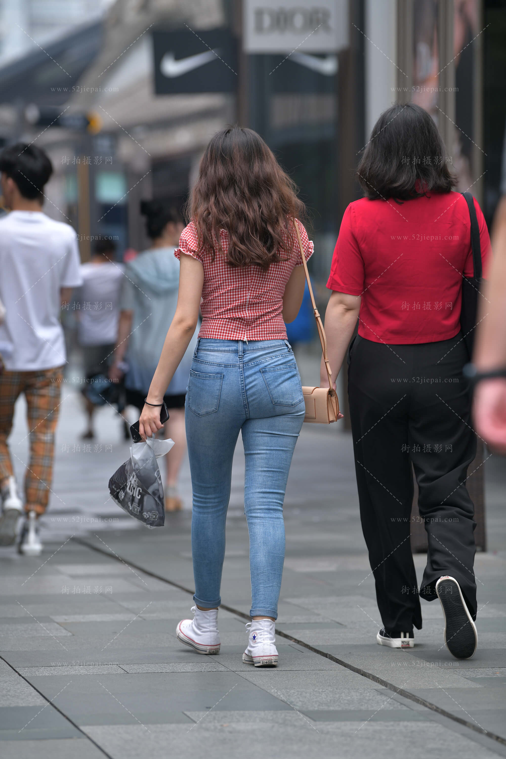 2.JPG