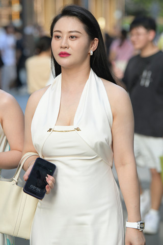 韵味的成熟型美女姐姐
