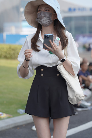 防嗮做得很好的小姐姐