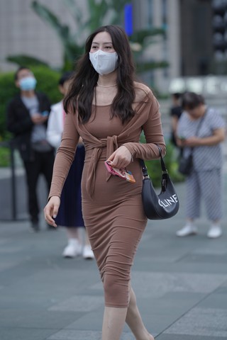 白皙美女