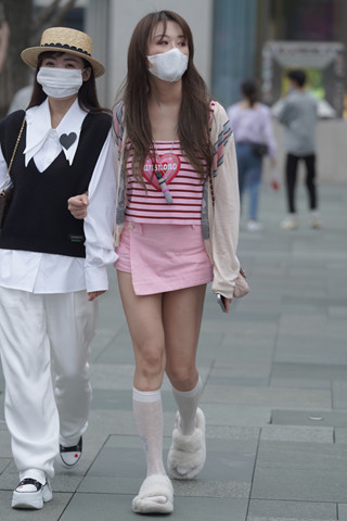 喜欢粉色的女孩儿