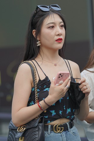 牛仔美眉