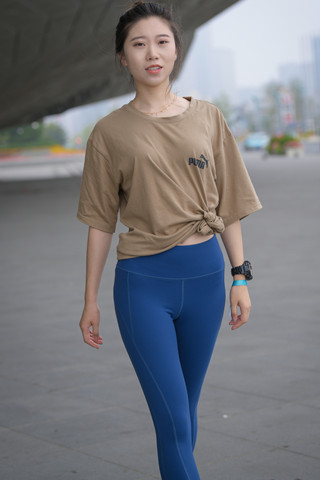 喜欢这种少女感慢慢的朲槭