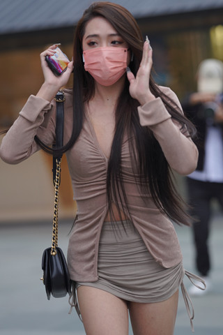 性感长腿短裙美女